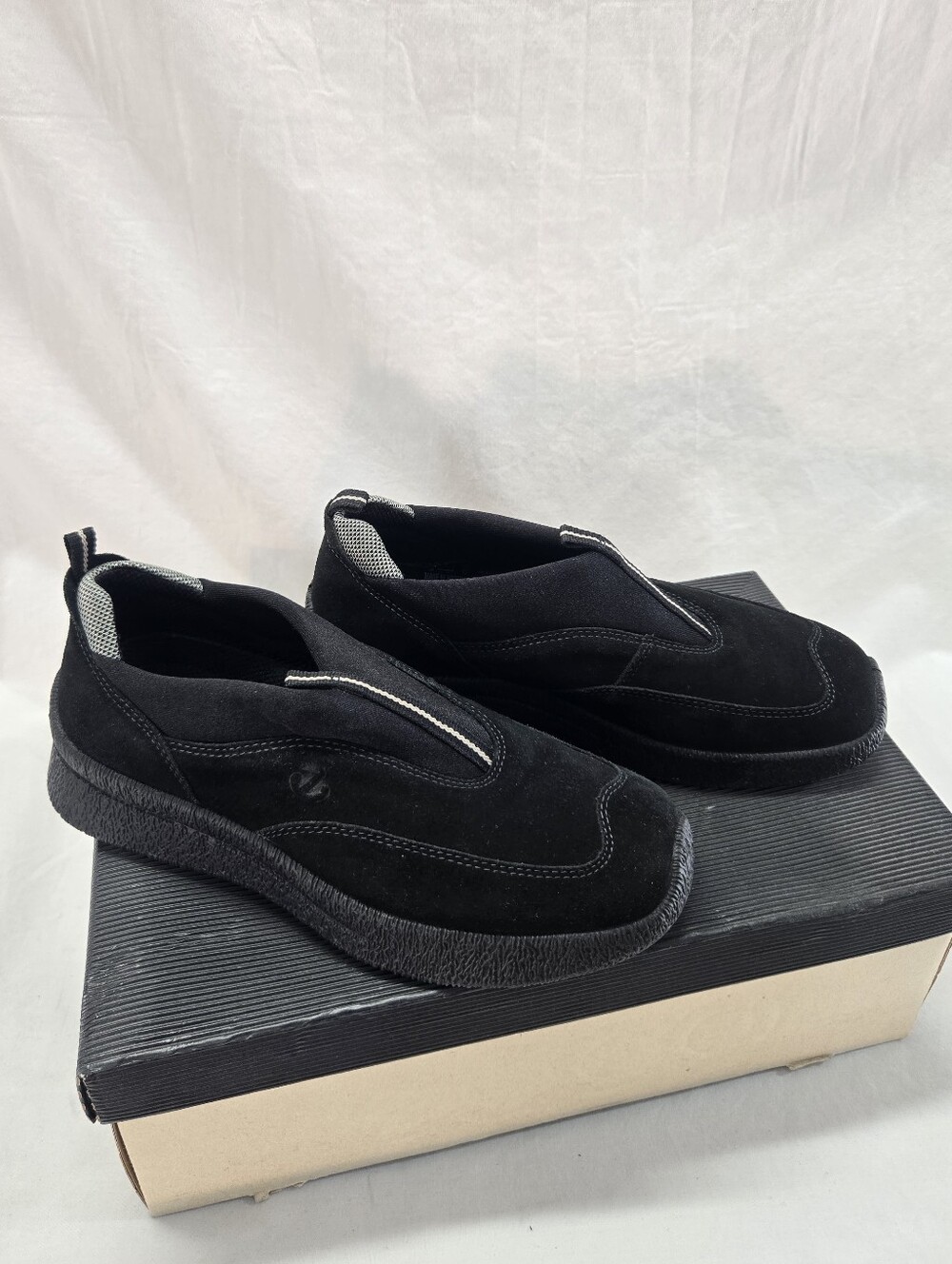 Ecco Women's Size 36 Black Soft Premium Slip-On Sneaker Suede Shoes New